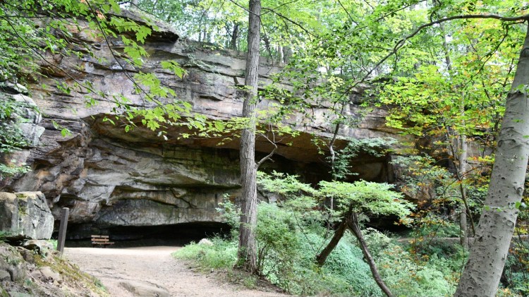 Ledge Formation at Gorge Metro Park